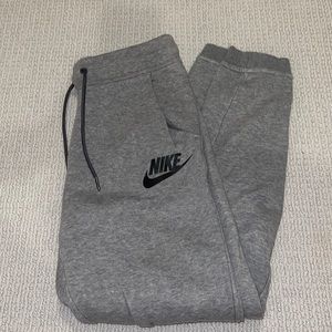 Women’s Grey Nike Sweatpants
